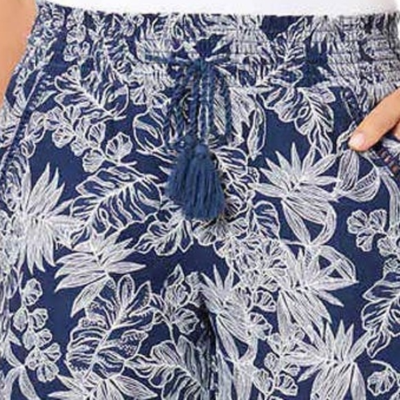 Briggs New York Linen Pull On Shorts Size XL LIKE NEW! Navy Leaf Print Shorts! - Picture 8 of 10